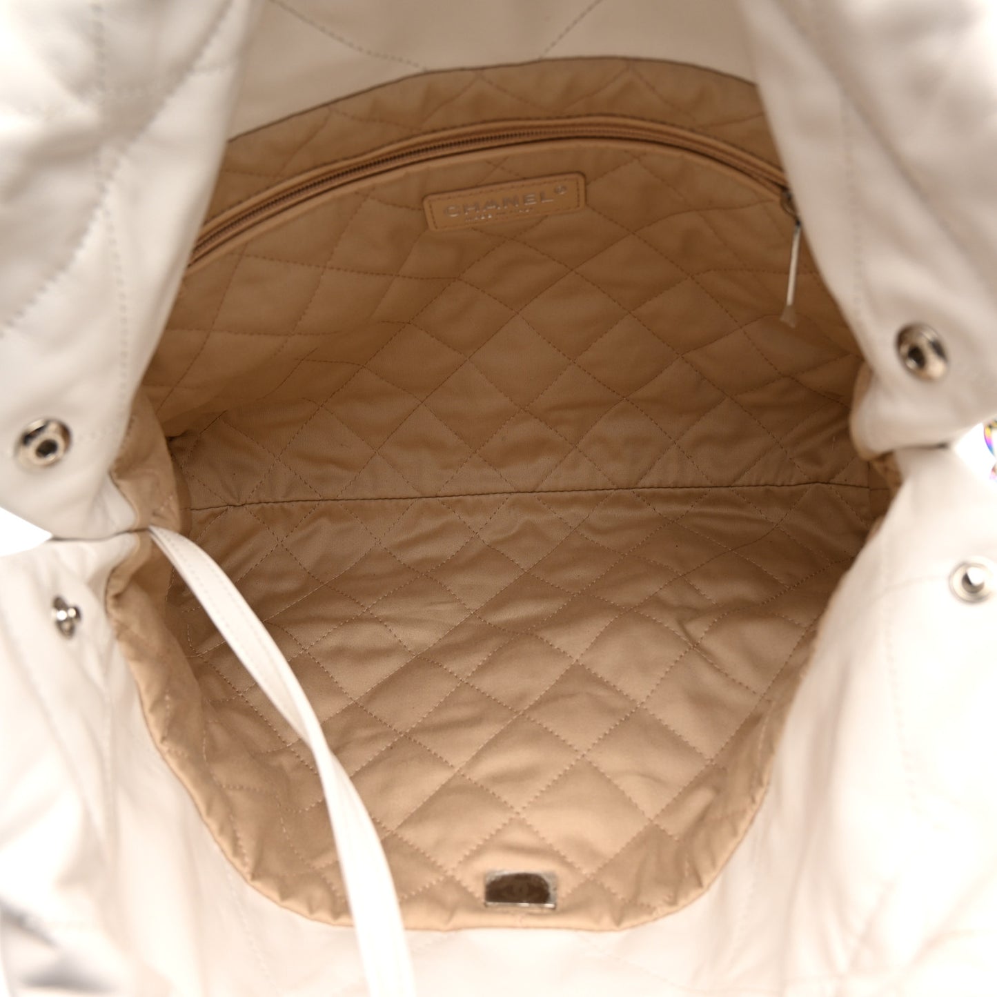 Shiny Calfskin Quilted Small Rainbow Chanel 22 White