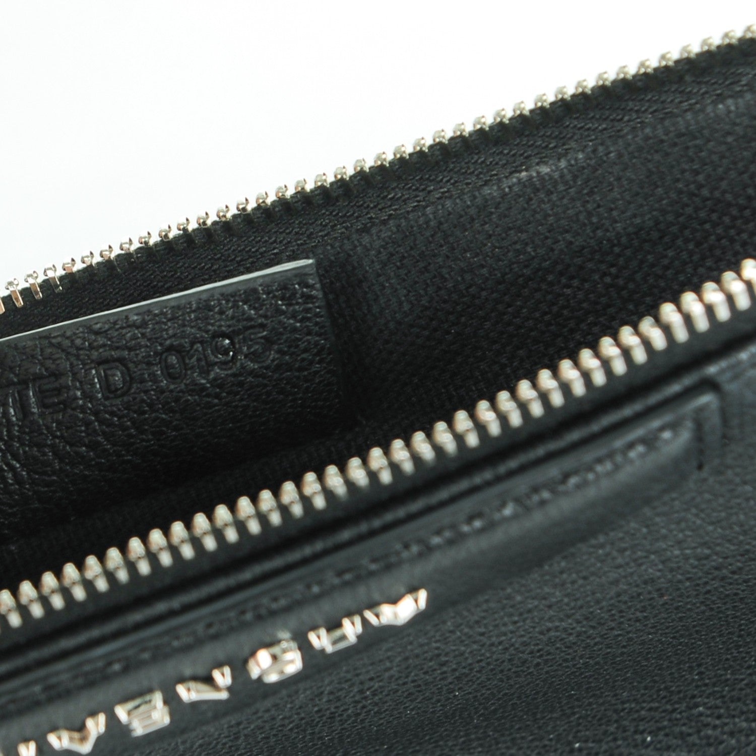 Givenchy Sugar Goatskin Medium Antigona Pouch Black 7 of 7