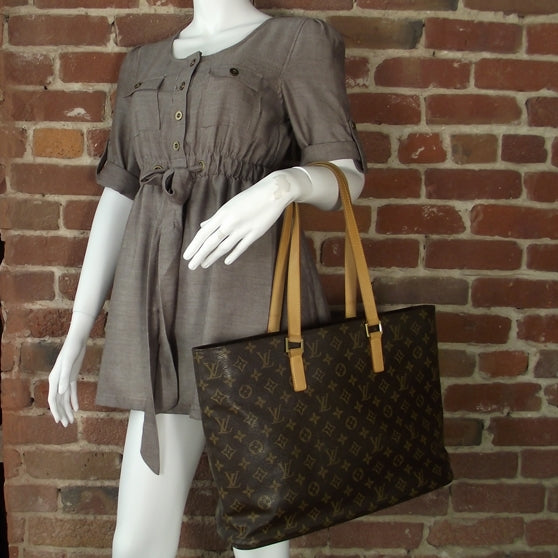 Louis Vuitton Monogram Luco 2 of 8