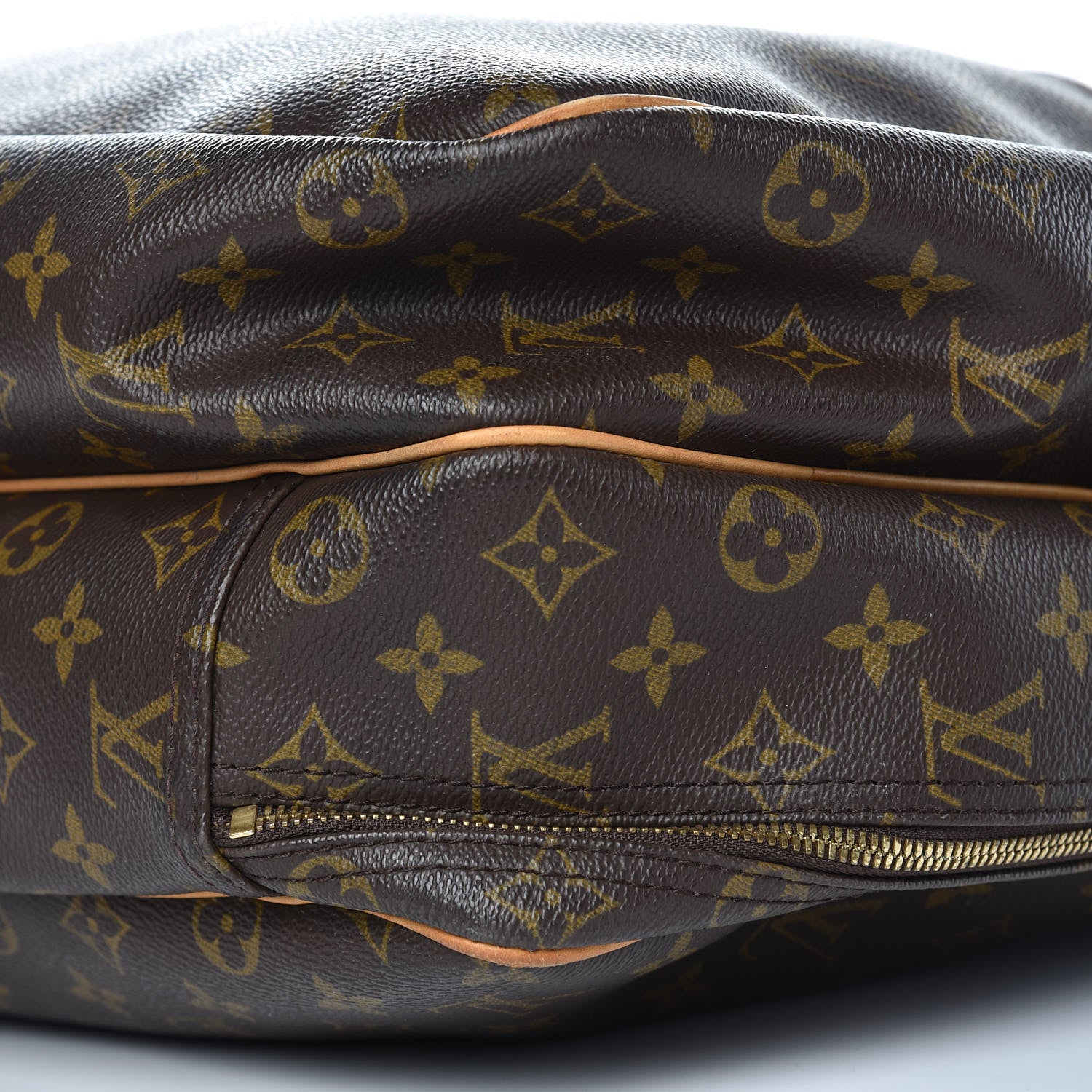 Louis Vuitton Monogram Alize 24 Heures 9 of 17