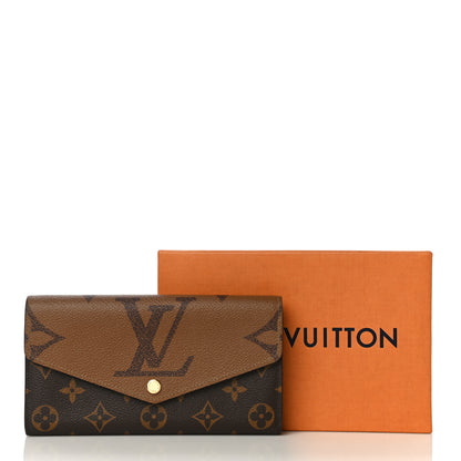 Louis Vuitton Reverse Monogram Giant Sarah Wallet 10 of 10