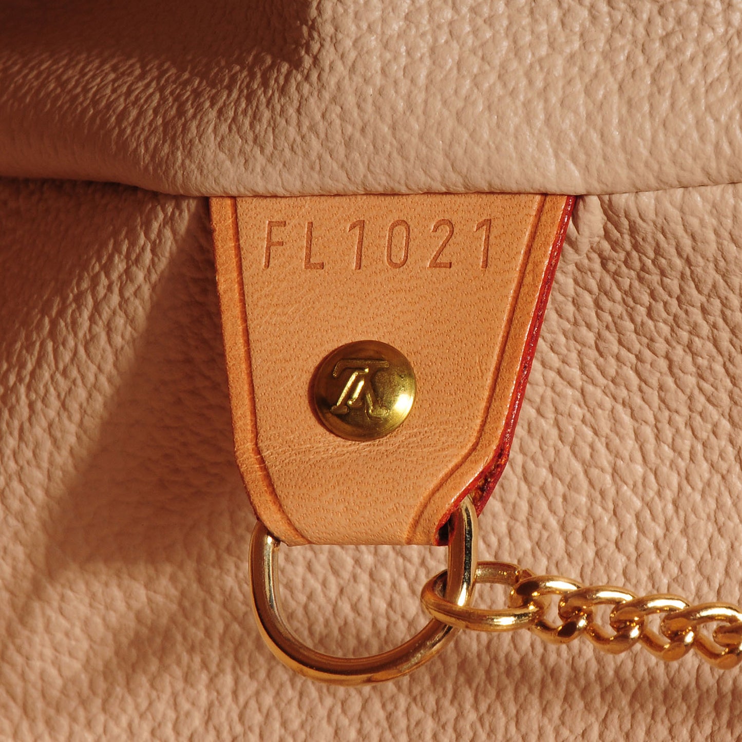 Monogram Bucket 27