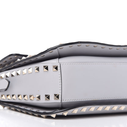 Valentino Garavani Vitello Medium Rockstud Flap Saddle Bag Pastel Grey 6 of 9