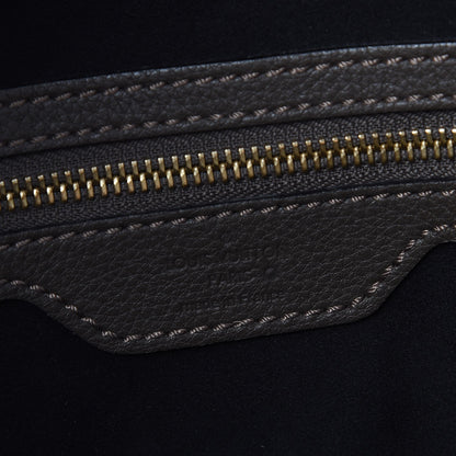 Louis Vuitton Mahina L Elephant Gris 6 of 7