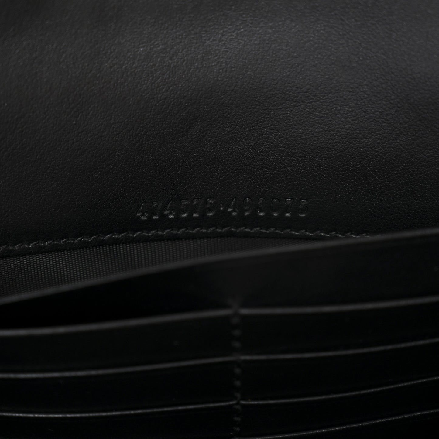 Calfskin Matelasse Aria GG Marmont Chain Wallet Black