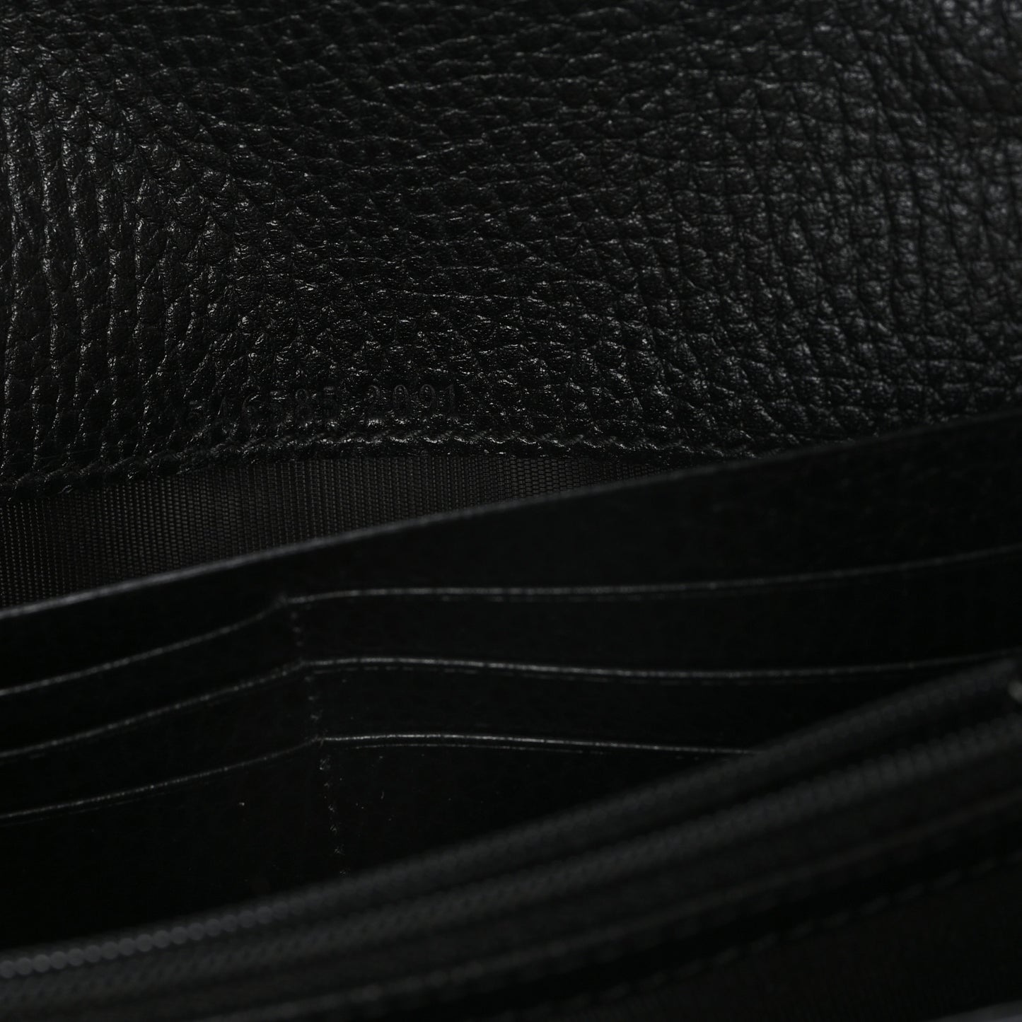 Dollar Calfskin GG Supreme Monogram Petite GG Marmont Wallet Chain Bag Black Beige Ebony