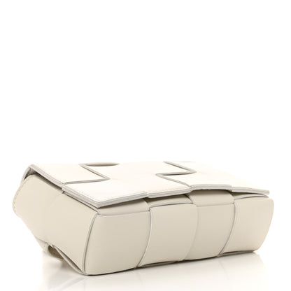 Bottega Veneta Nappa Maxi Intreccio The Belt Cassette Bag White 4 of 8
