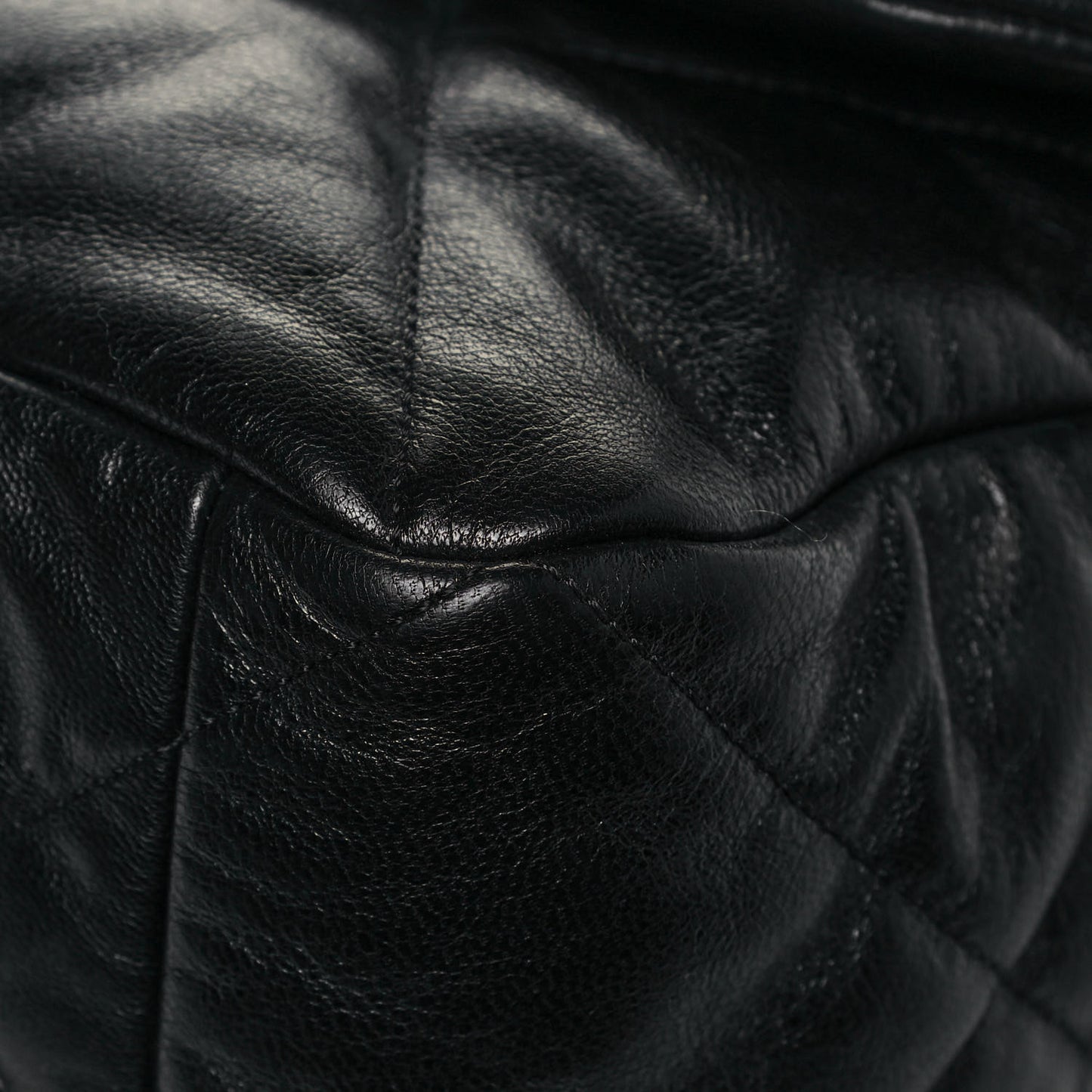 Goatskin Quilted Maxi Chanel 19 Flap Black