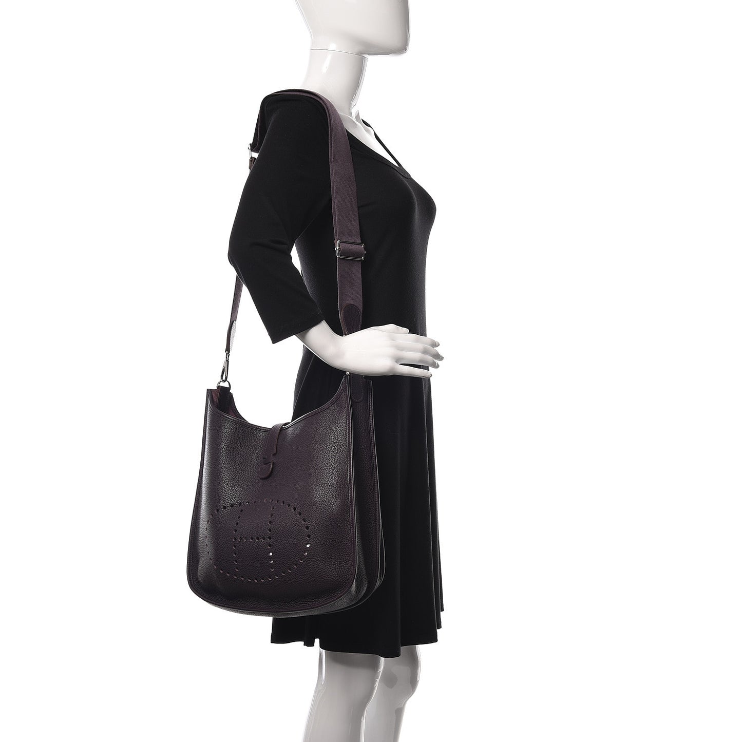 Taurillon Clemence Evelyne III GM Raisin