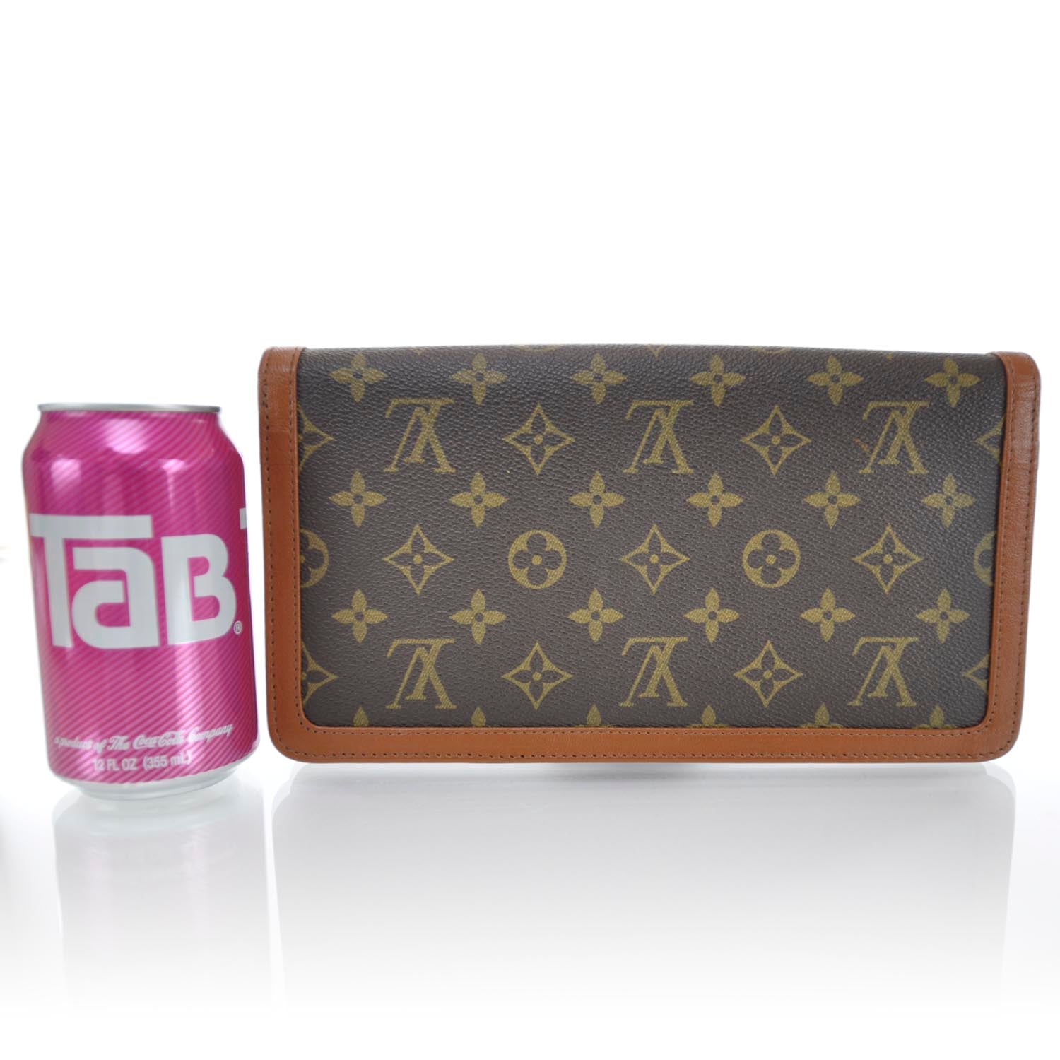 Louis Vuitton Monogram Pochette Dame 26 2 of 8