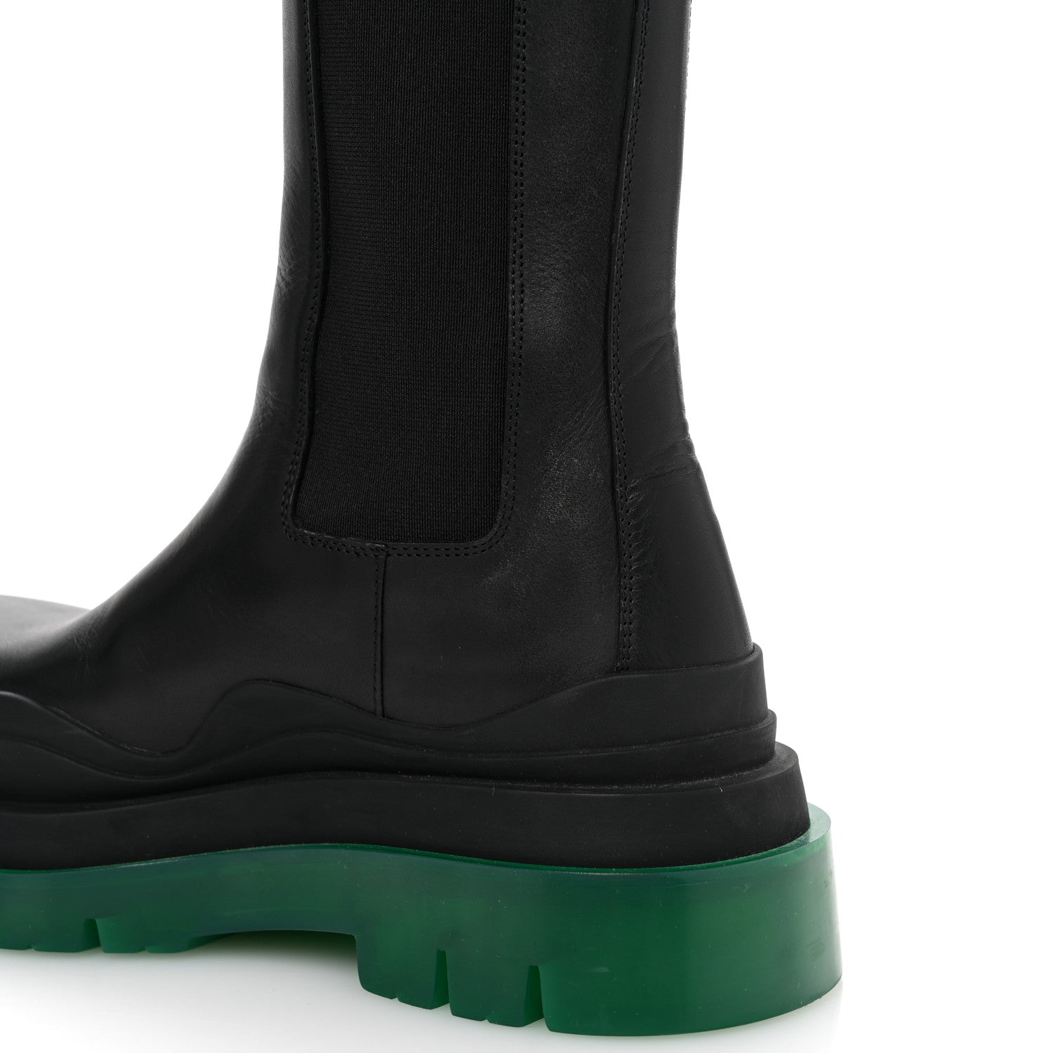 Bottega Veneta Calfskin The Tire Chelsea Boots 35 Black Green