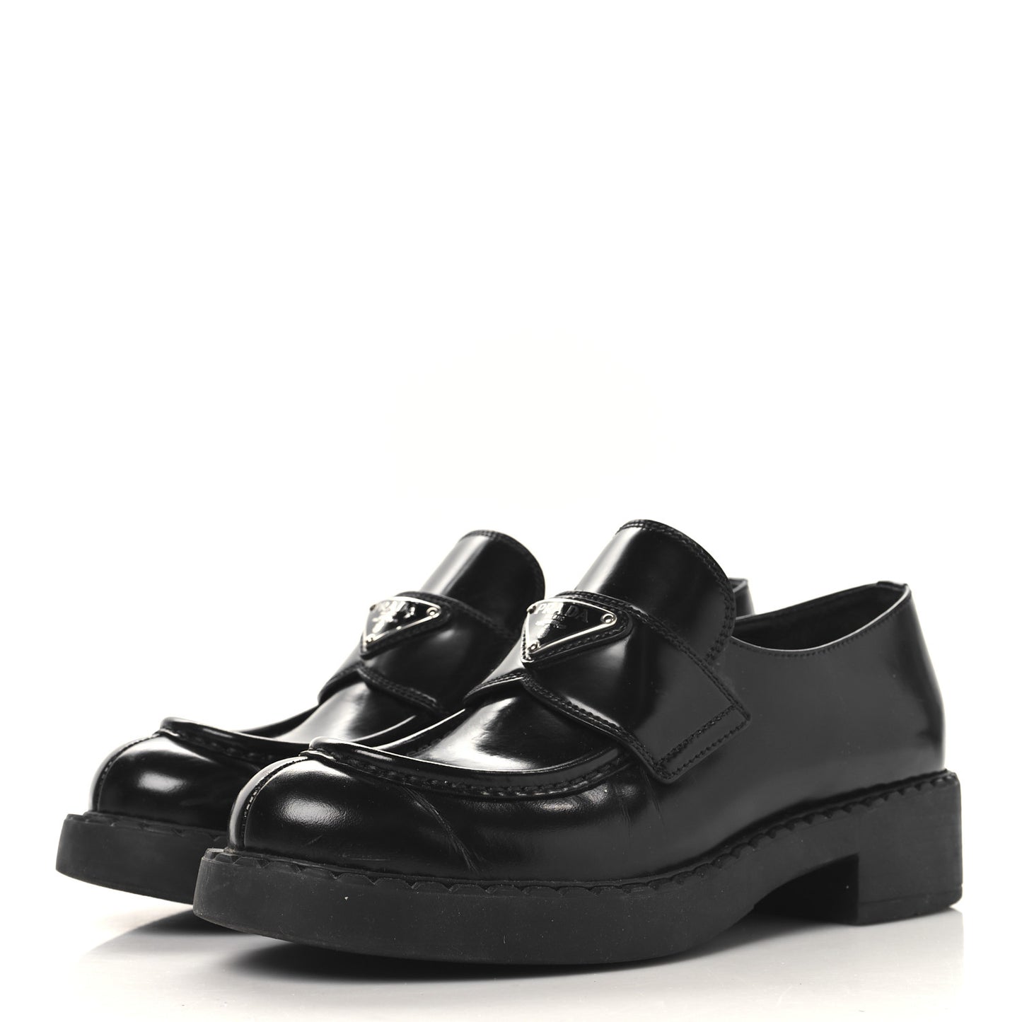 Spazzolato Metal Triangle Logo Pointy 50mm Loafers 37.5 Black