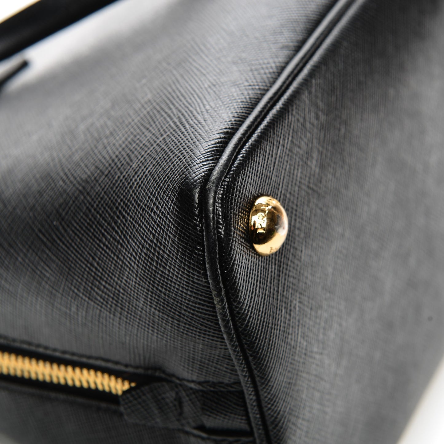Saffiano Lux Medium Promenade Tote Black