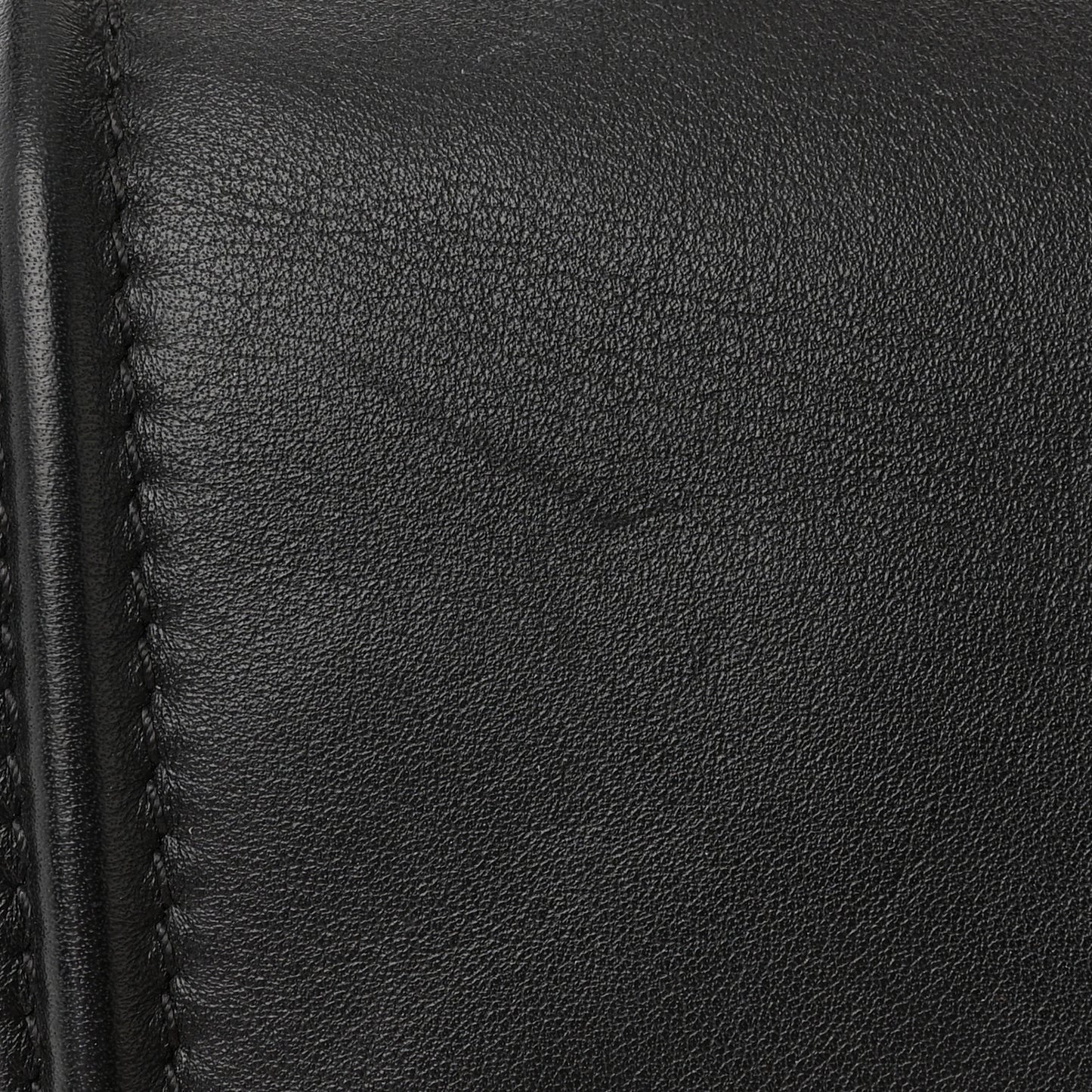 Calfskin The Small Story Bag Black Red