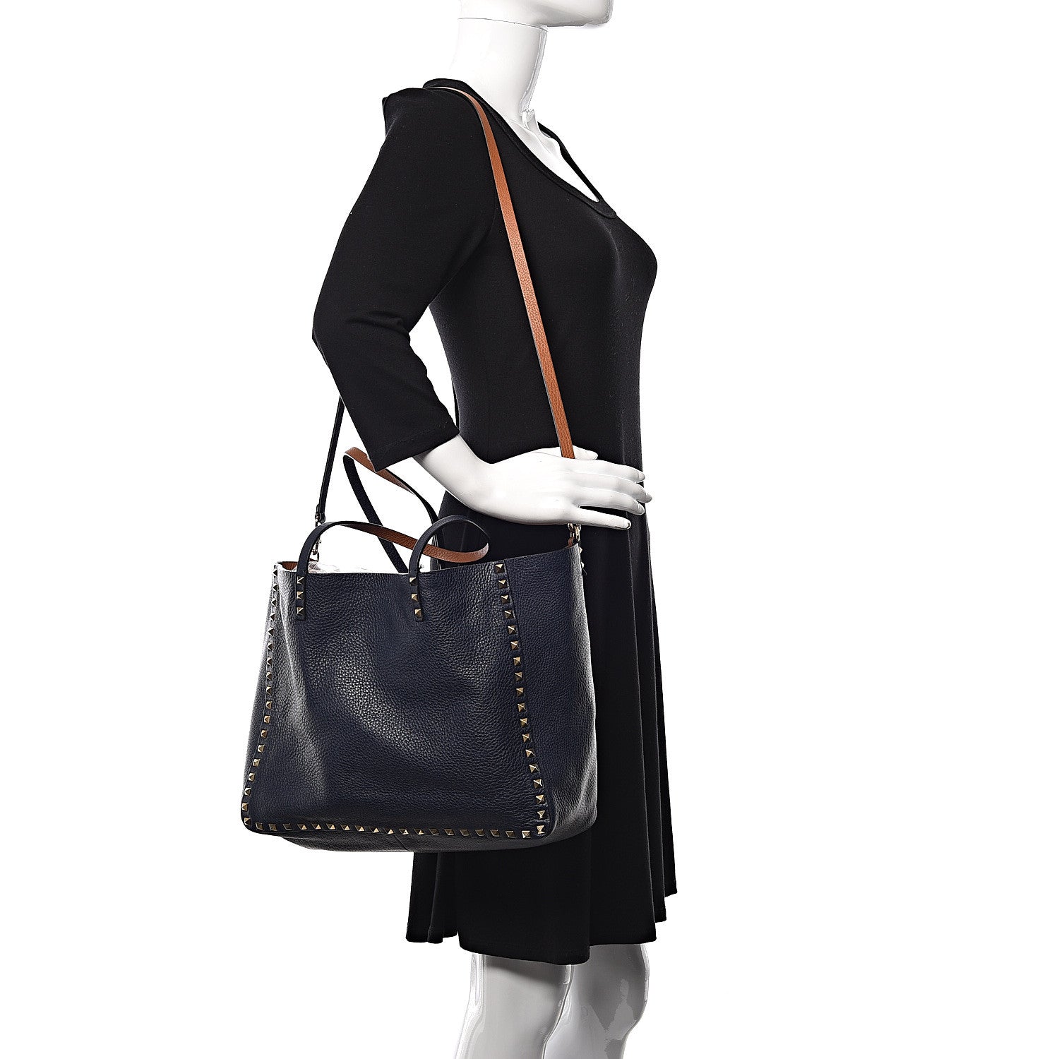 Valentino Garavani Pebbled Calfskin Medium Rockstud Reversible Tote Light Cuir Marine 2 of 15