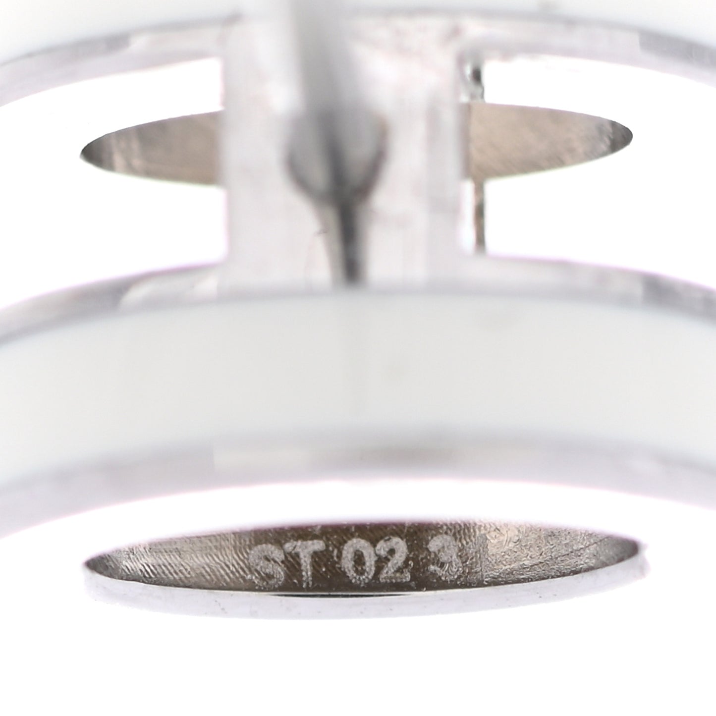 Palladium Lacquered Mini Pop H Earrings White