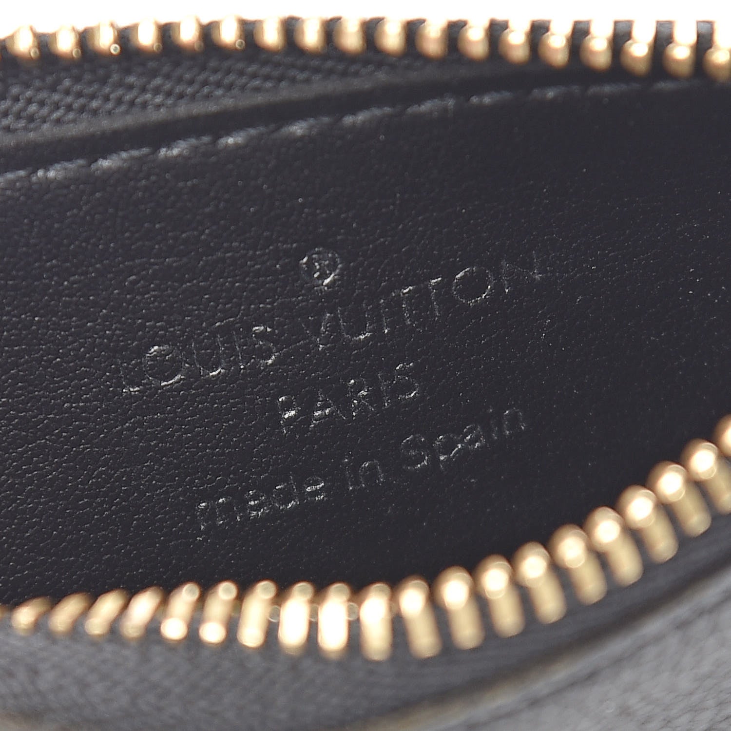 Louis Vuitton Suhali Key Pouch Black 6 of 10