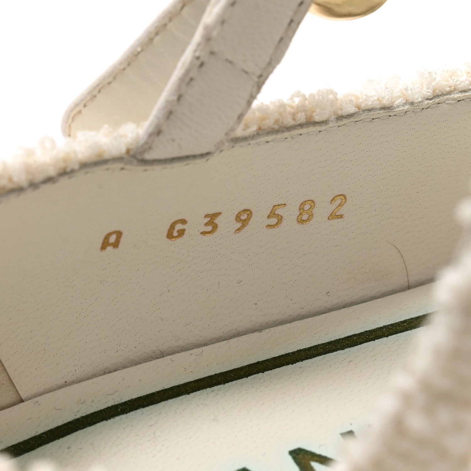 Chanel Tweed Patent Mary Jane Flats 35.5 White Black 8 of 9