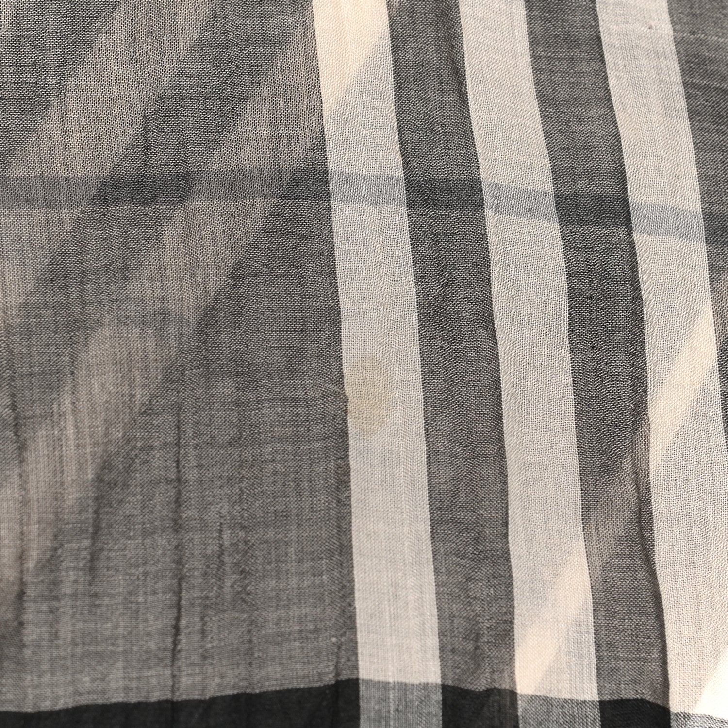 Burberry Linen Classic Check Check Lightweight Scarf Grey 4 of 6