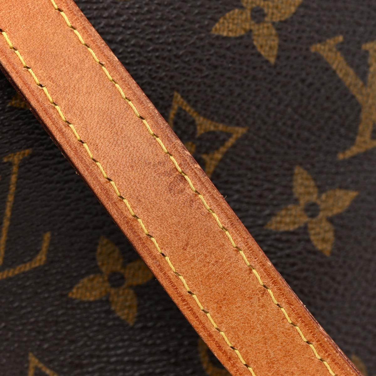 Louis Vuitton Monogram Totally MM 12 of 12
