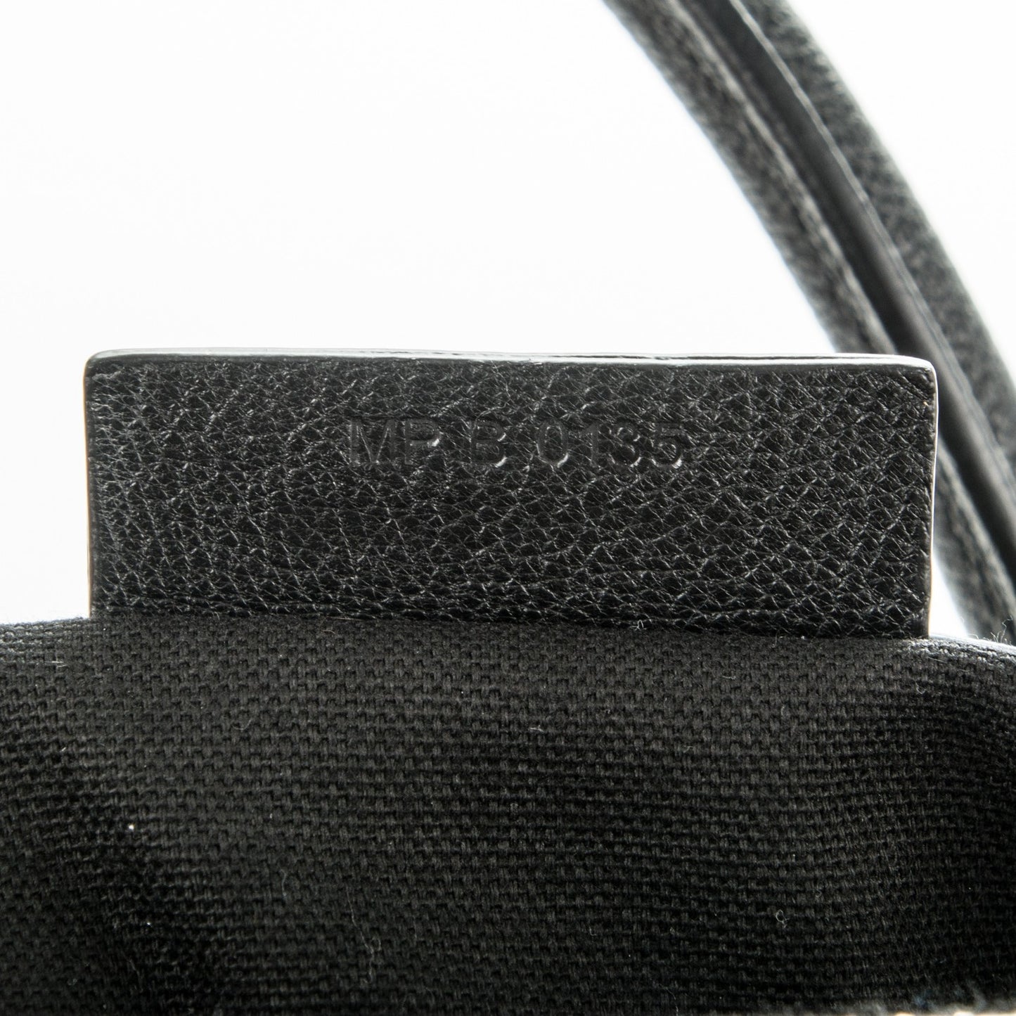 Sugar Goatskin Medium Antigona Black