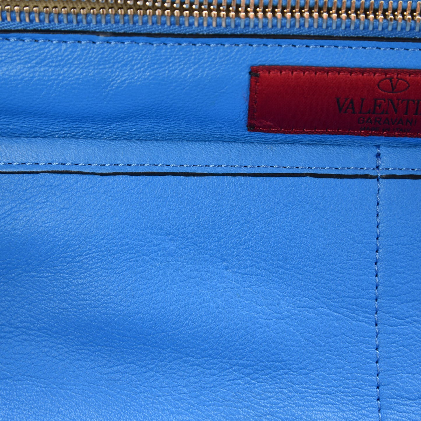 Vitello Medium Rockstud Tote Blue Fluo