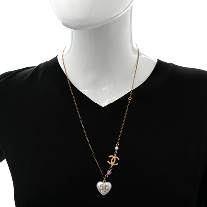 Chanel Resin Crystal CC Heart Necklace Pearly White Gold 2 of 7