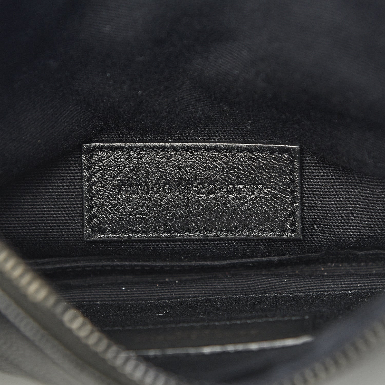 Saint Laurent Grain De Poudre Chevron Monogram Bill Pouch Black 7 of 8