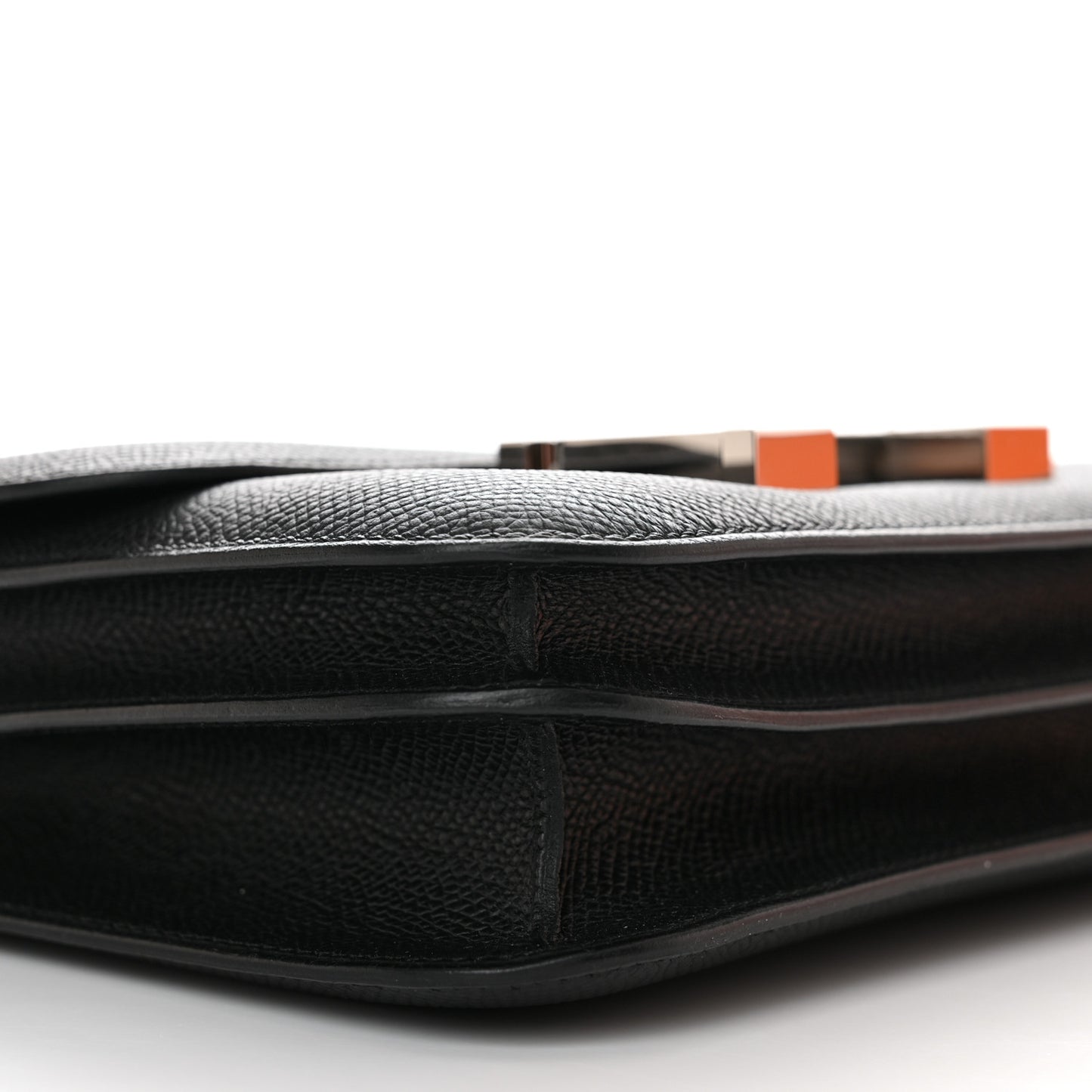 Epsom Constance 18 Black