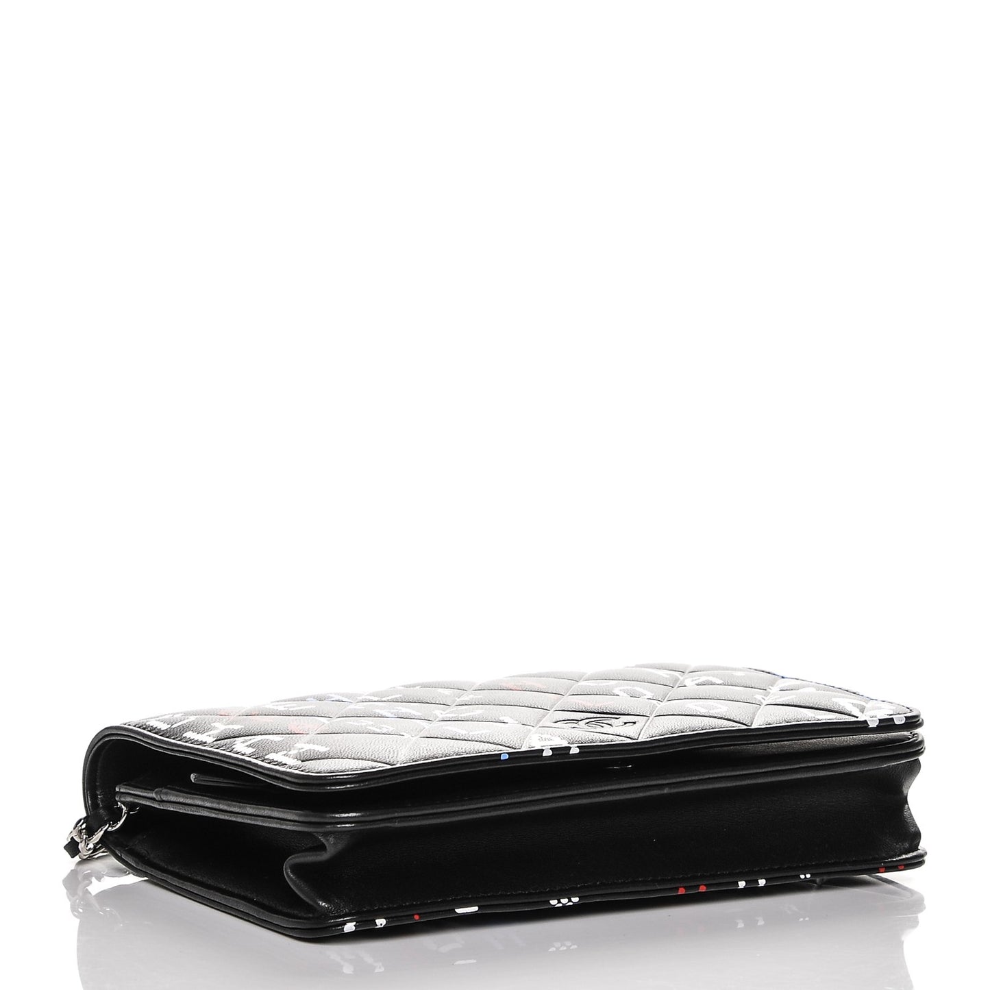 Lambskin Quilted Data Center Wallet On Chain WOC Black