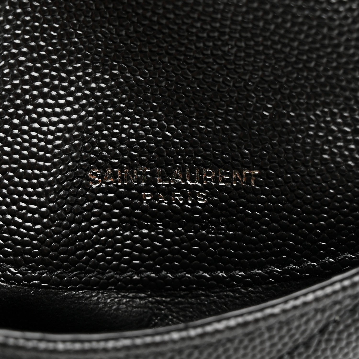 Saint Laurent Grain De Poudre Matelasse Chevron Monochrome Flap Zippered Card Case Black 6 of 7