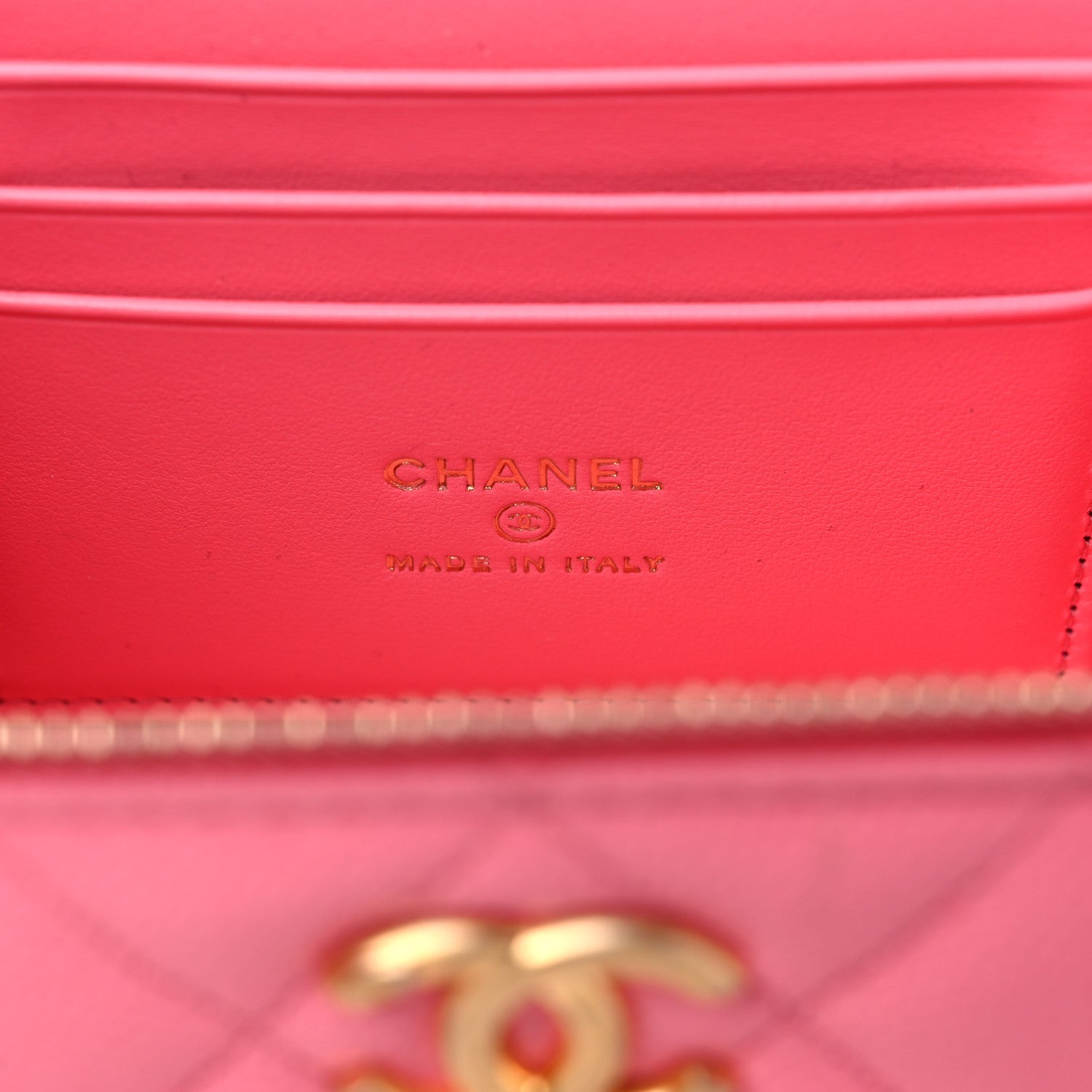 Chanel Shiny Caviar Quilted Pick Me Up Vanity Case Pink 6 of 10