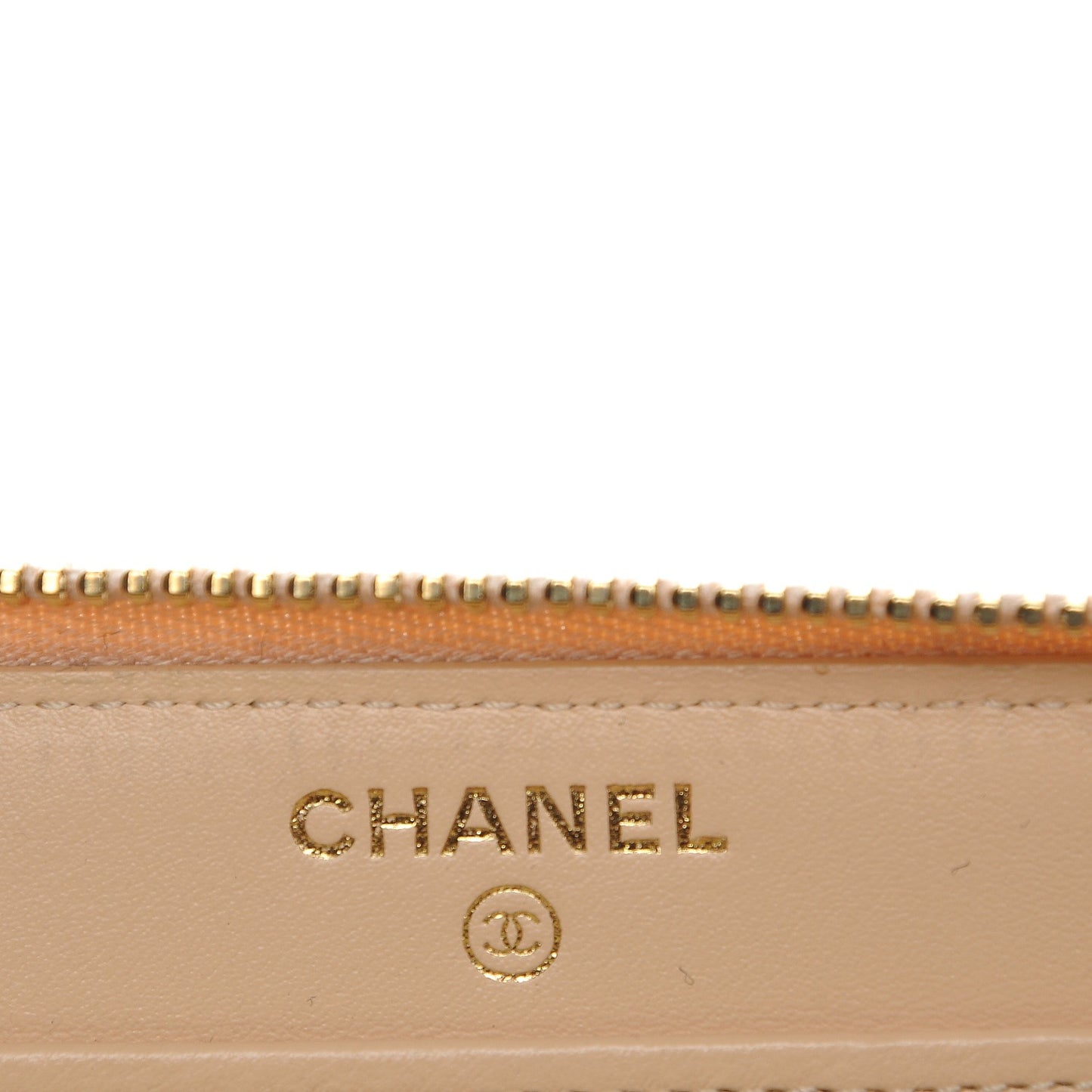 Caviar Quilted Large Gusset Zip Around Wallet Beige Clair