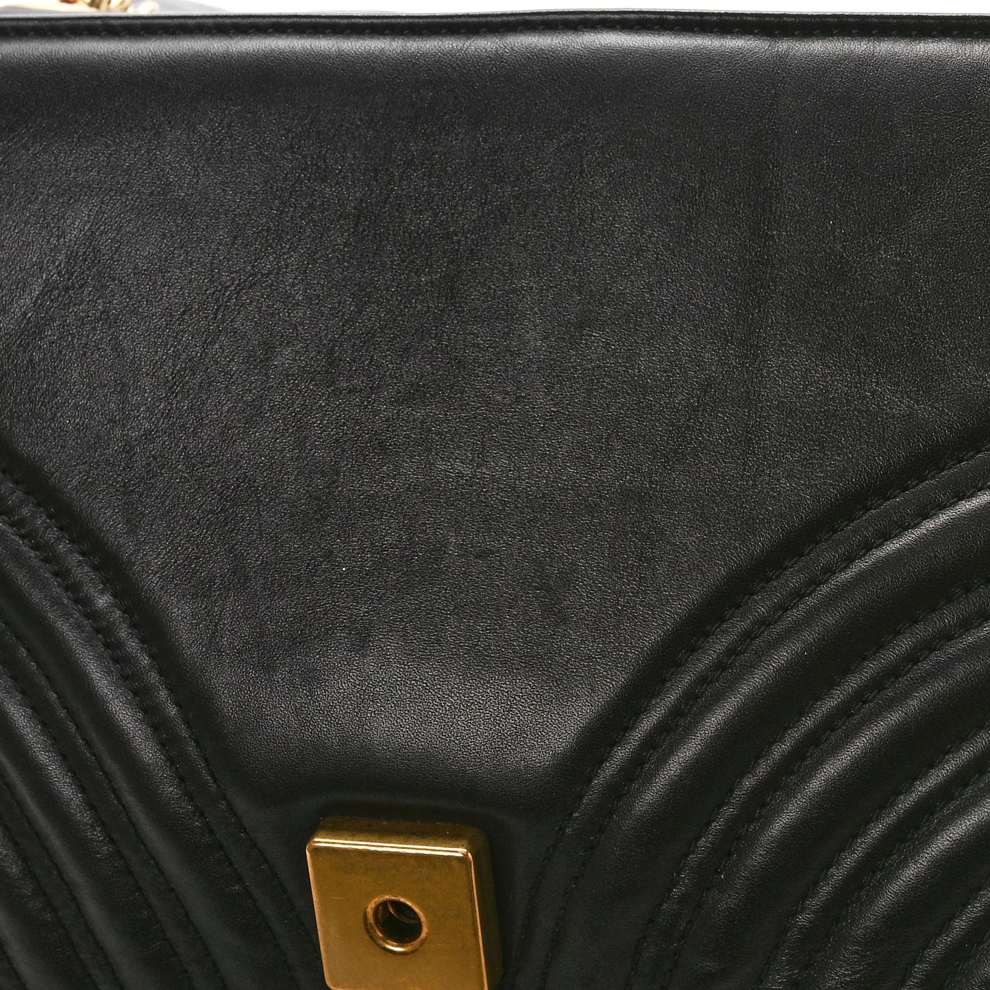 Calfskin Matelasse Medium GG Marmont Shoulder Bag Black