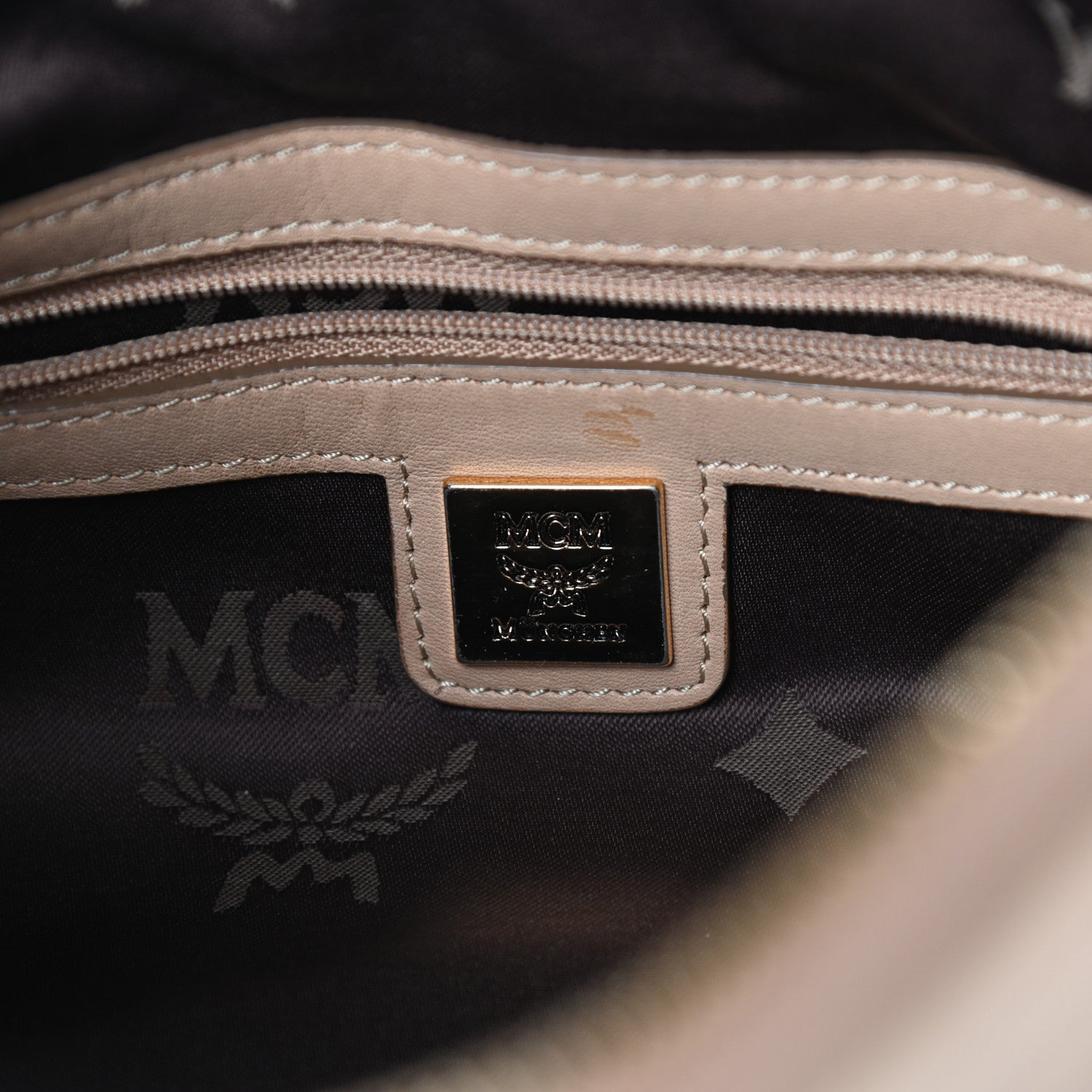 MCM Visetos Hobo Beige 6 of 9