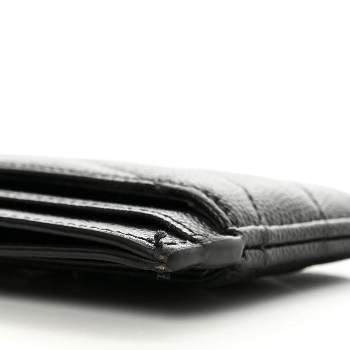 Grain De Poudre Matelasse Chevron Monogram Credit Card Case Black