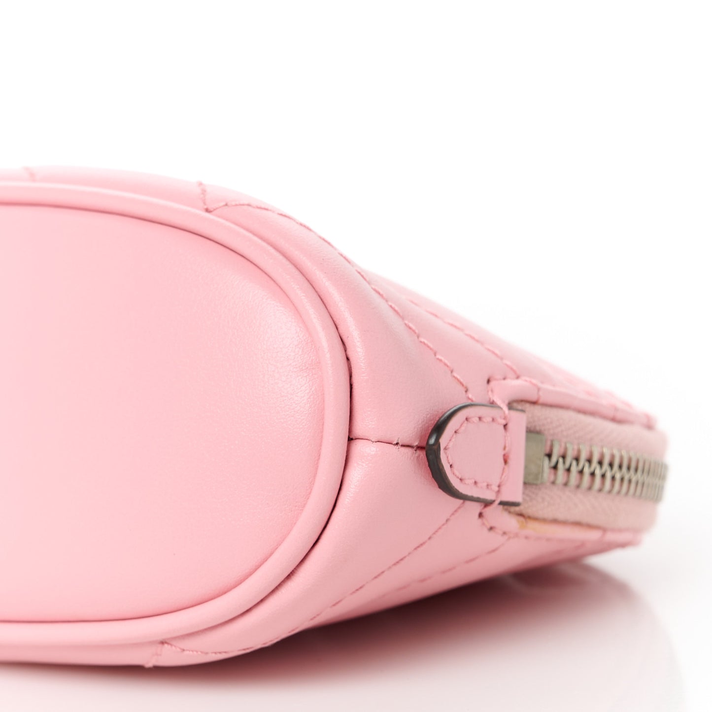 Calfskin Matelasse GG Marmont Pouch Cosmetic Case