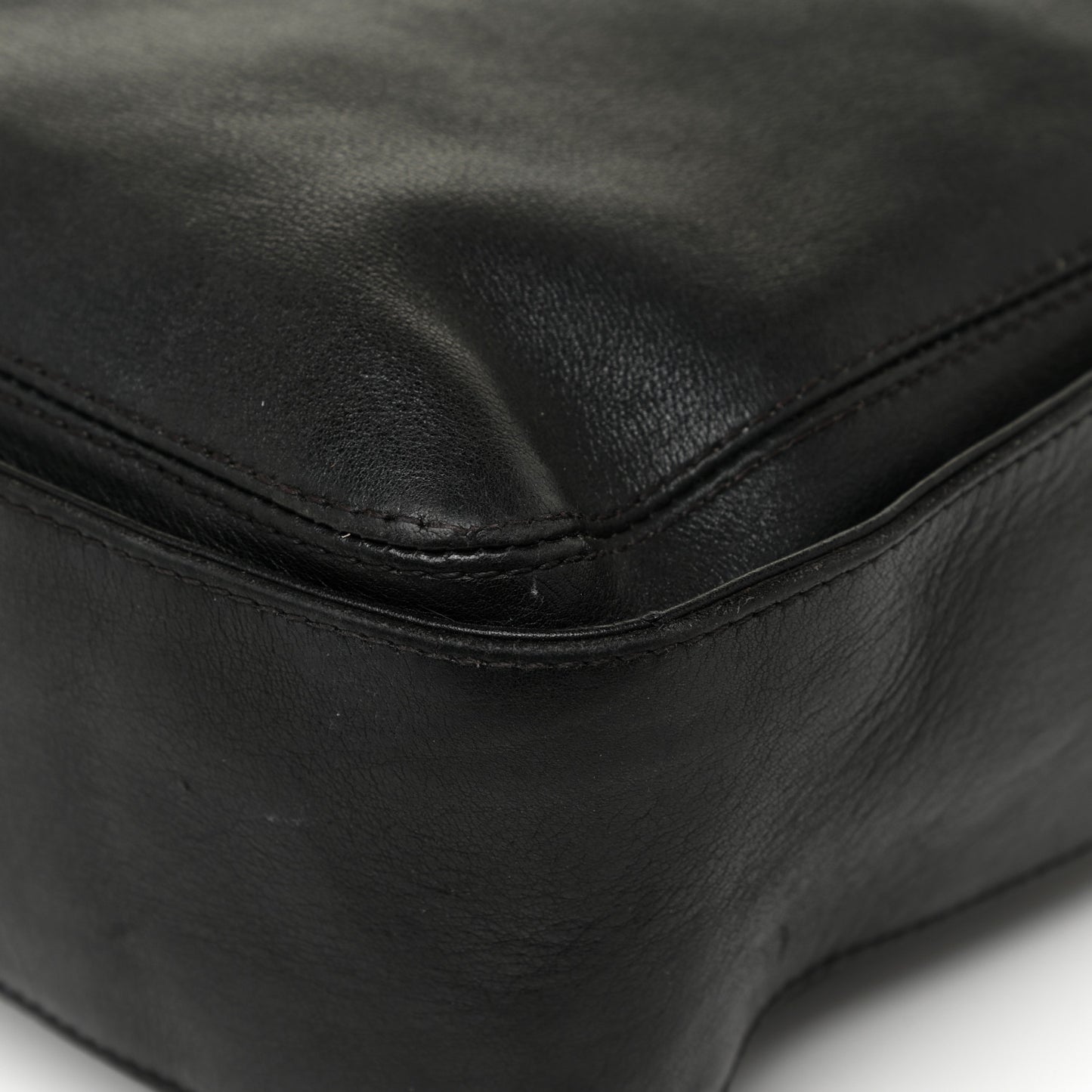 Lambskin Messenger Black