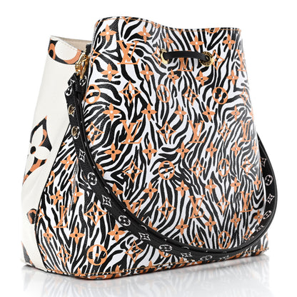 Louis Vuitton Monogram Giant Jungle NéoNoé Ivory 2 of 4