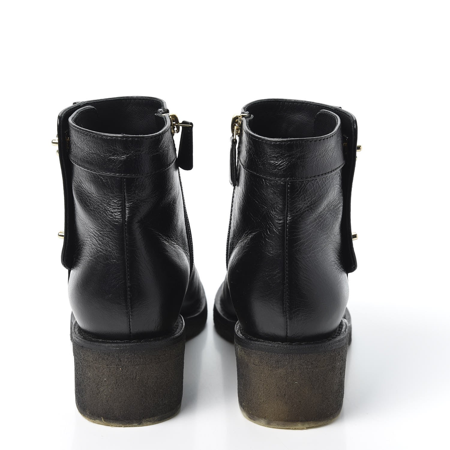 Chanel Calfskin CC Turnlock Ankle Boots 39 Black 574589 – FASHIONPHILE