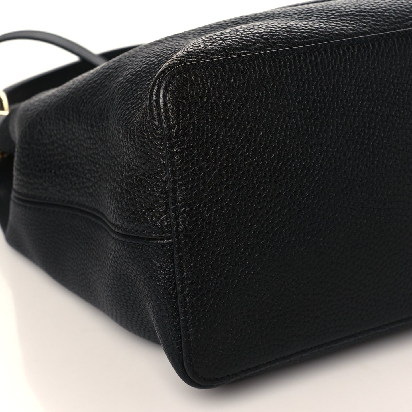 Pebbled Calfskin Large Soho Hobo Black