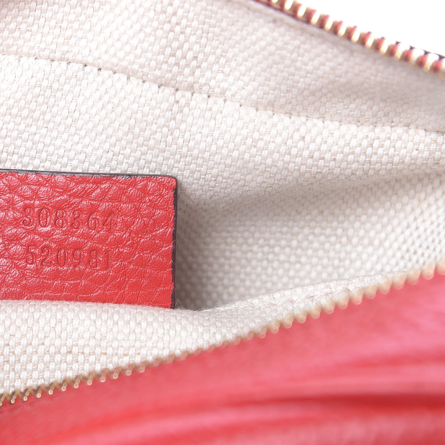 Pebbled Calfskin Small Soho Disco Bag Vibrant Red