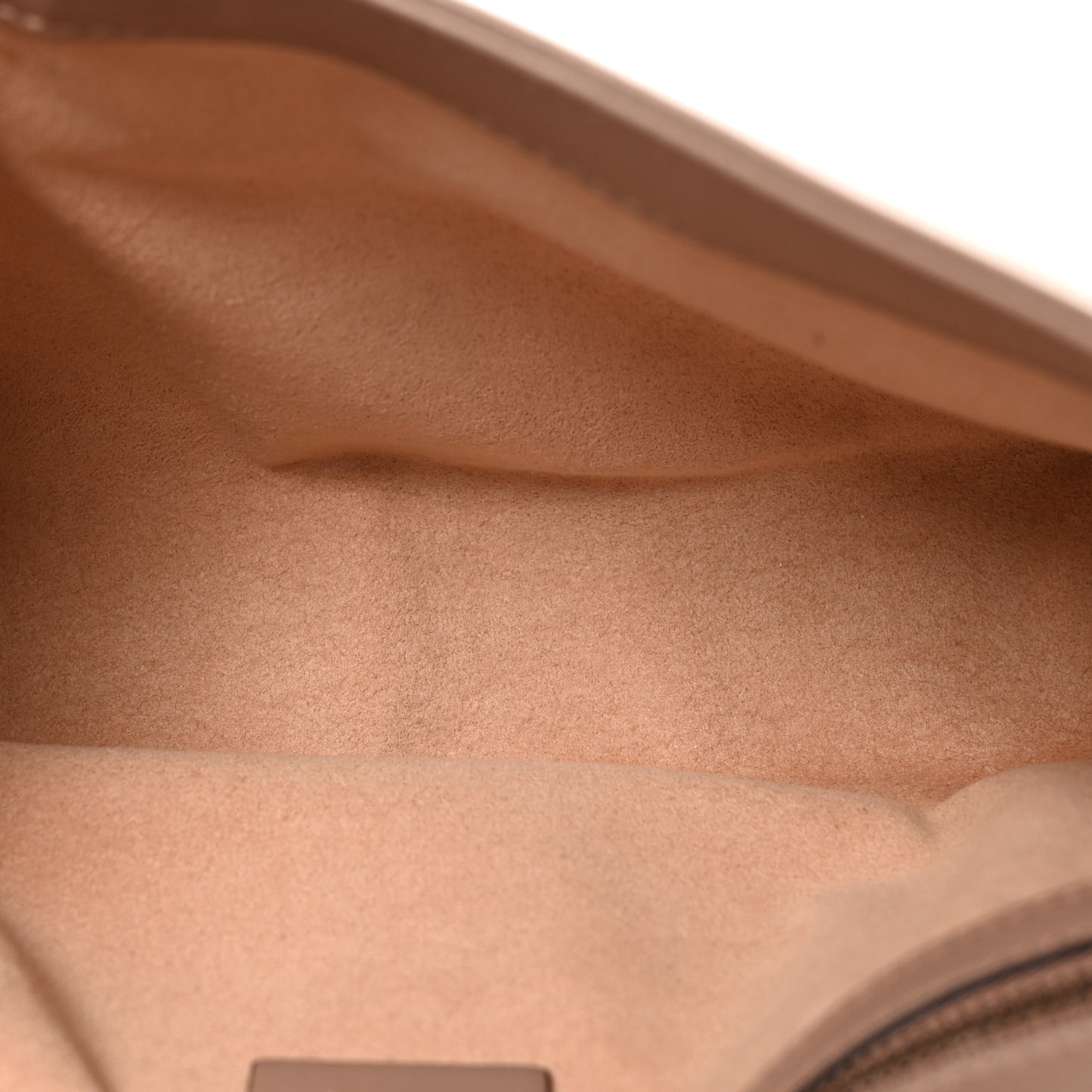 Calfskin Matelasse Small GG Marmont Shoulder Bag Porcelain Rose