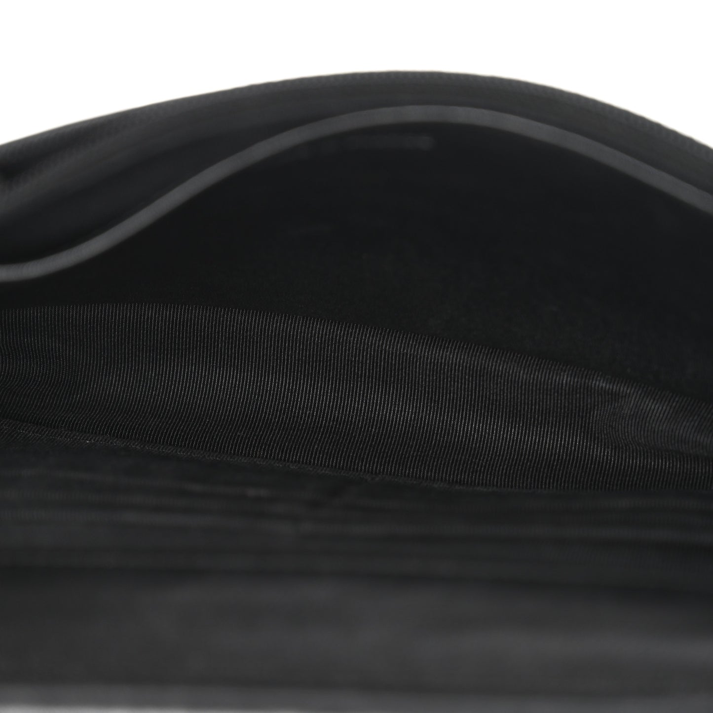 Patent Quilted Wallet On Chain WOC Black
