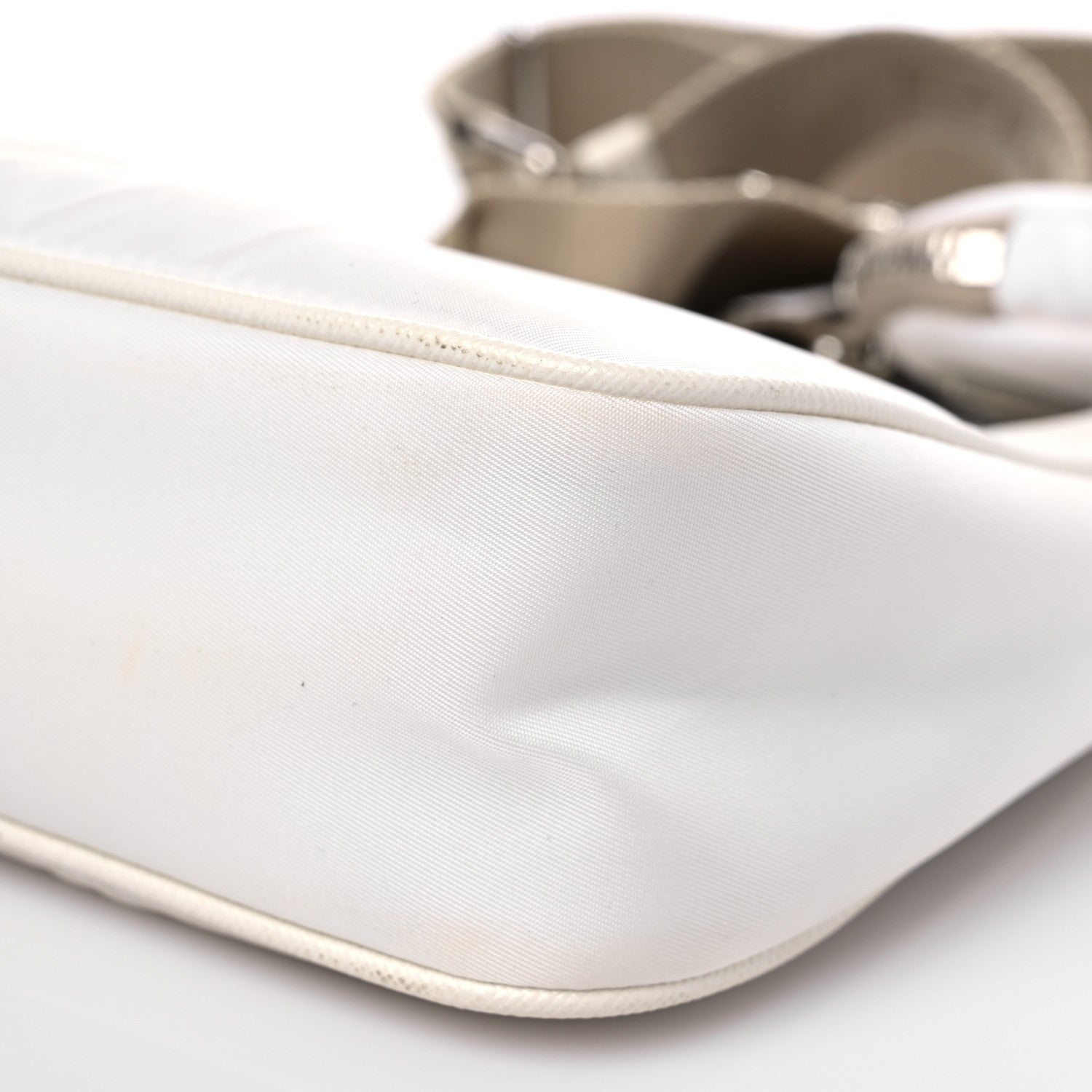 Prada Nylon Re-Edition 2005 Shoulder Bag White 9 of 16
