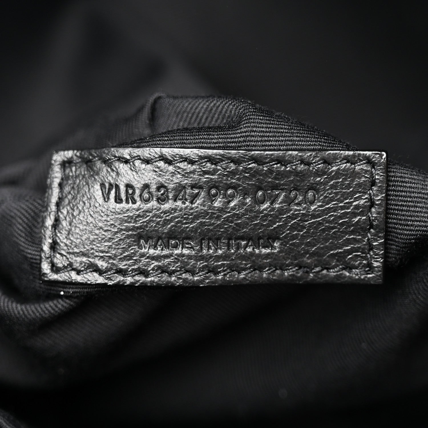 Saint Laurent Calfskin Siena Ultra Lux Tote Black 8 of 15