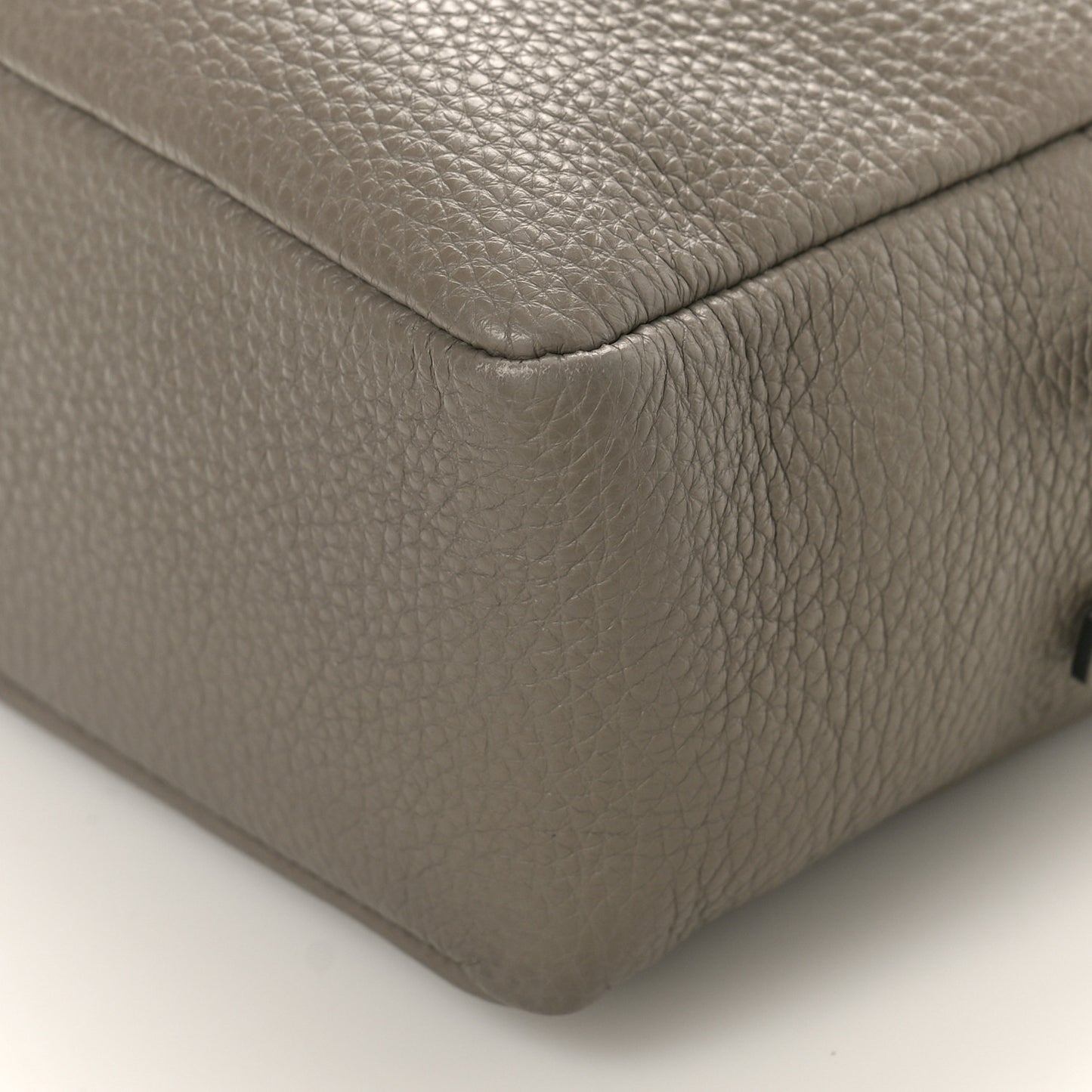 Vitello Daino Soft Medium Double Zip Shoulder Bag Argilla