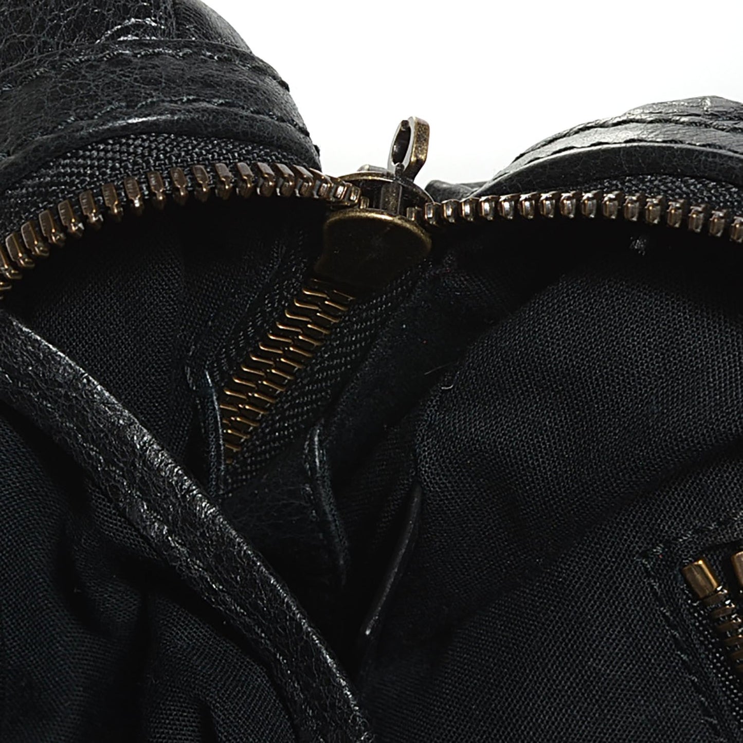 Agneau Classic Hardware Polly Black