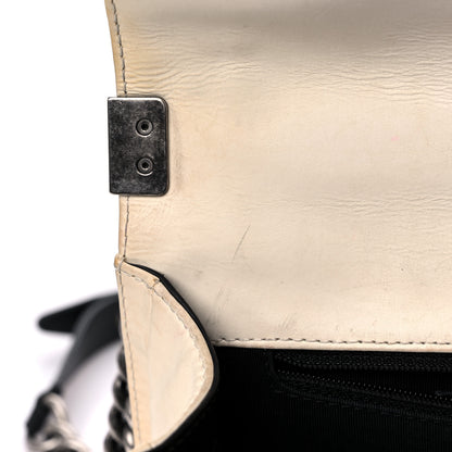 Chanel Glazed Calfskin Medium Boy Flap White Black 19 of 29