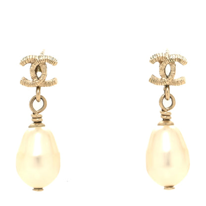 Chanel Pearl CC Teardrop Earrings Gold 1 of 4
